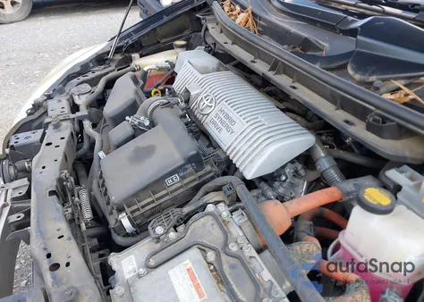 2012 Toyota Prius Five z USA, uszkodzony, nr VIN JTDKN3DU4C5486117